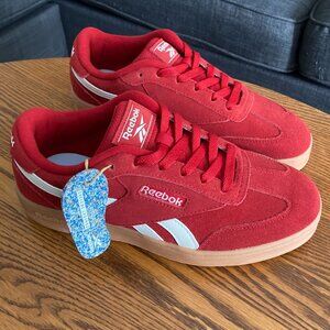 NEW! Reebok Forte women's size 8 sneakers in red suede